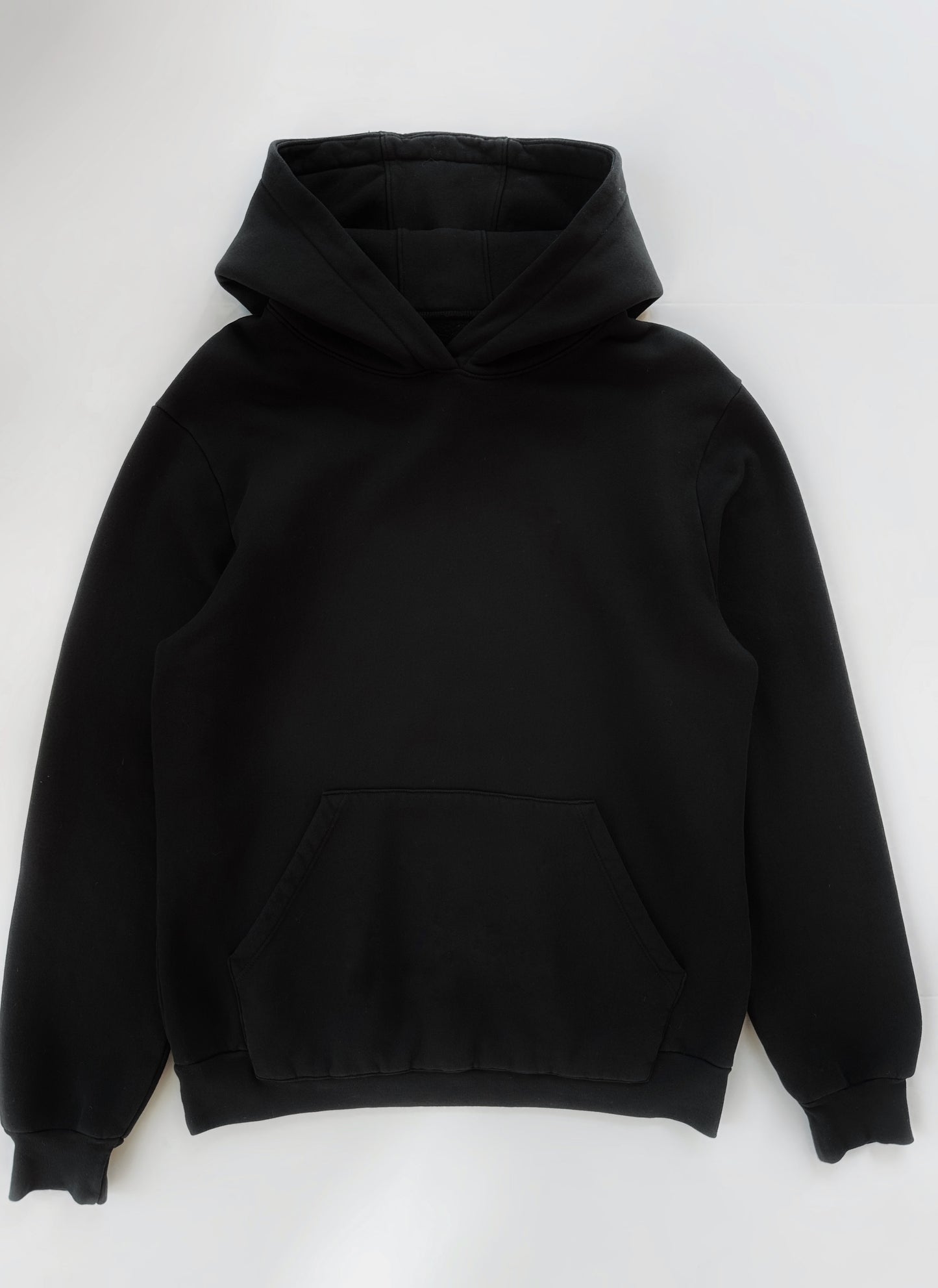 MEN'S SWEATSHIRTS & HOODIES